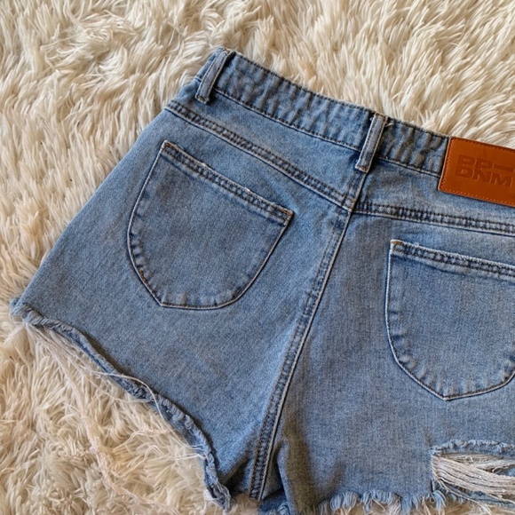 Princess Polly High Waisted Distressed Shorts - Picture 6 of 9